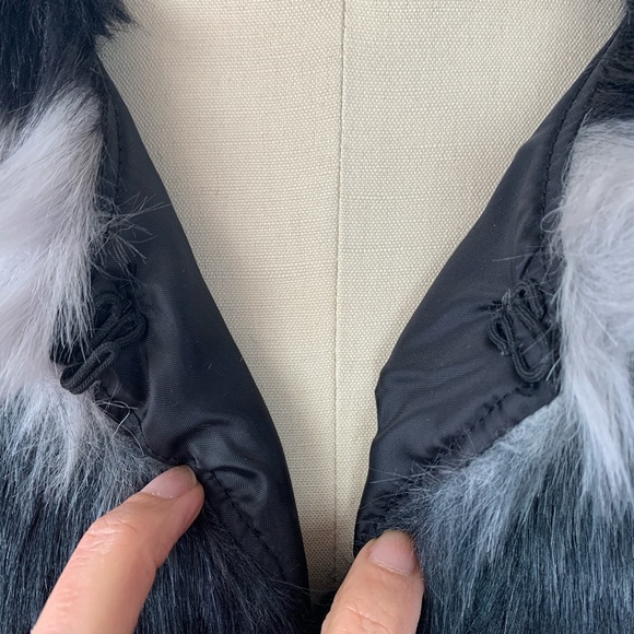 Glamsia Faux Fur Vest - Picture 6 of 8